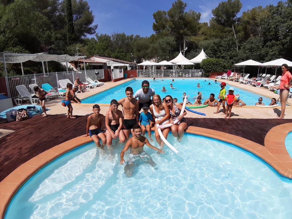 Le Beau Veze Hotel Carqueiranne Buitenkant foto