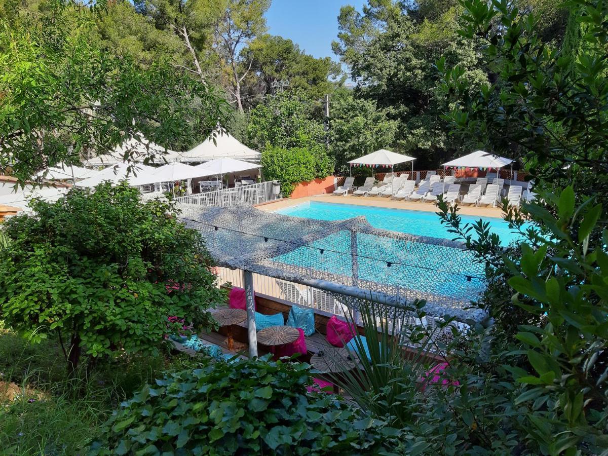 Le Beau Veze Hotel Carqueiranne Buitenkant foto